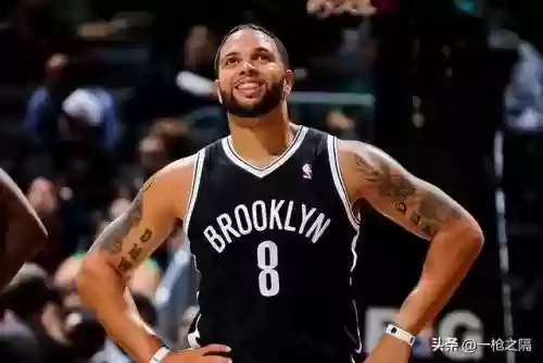 2012赛季篮网阵容搭配图片(篮网队史最佳阵容12人)插图3