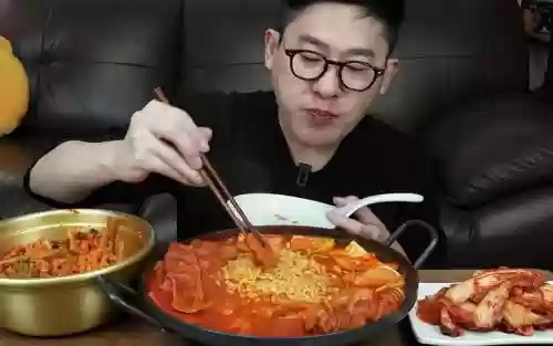 眼镜哥阵容