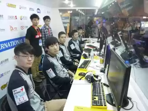 omg早期阵容