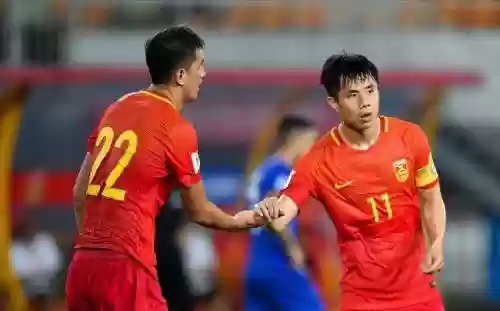 蒿俊闵国足阵容插图1