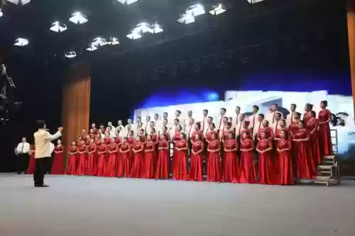 合唱最强阵容搭配插图