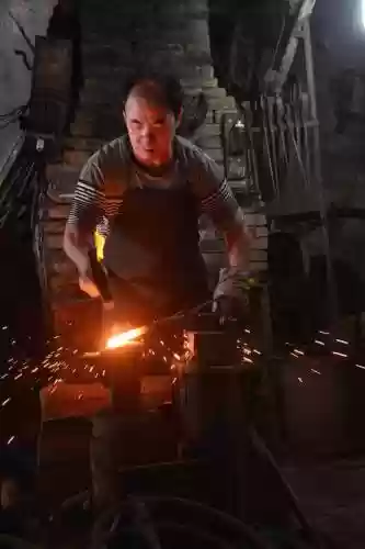 铁匠的武器修理，武器铁匠也想守护他人